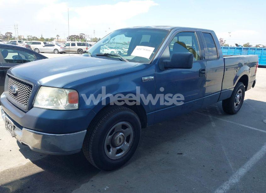 Photo 2 of 2004 Ford F-150 STX/XL/XLT (VIN 1FTRX12WX4NC05814)