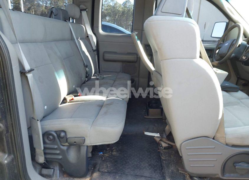 Photo 8 of 2004 Ford F-150 STX/XL/XLT (VIN 1FTRX12WX4NC23732)