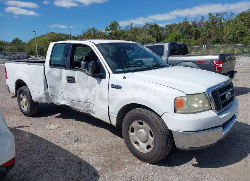 2004 Ford F-150 STX/XL/XLT (VIN 1FTRX12WX4NC40353) main photo