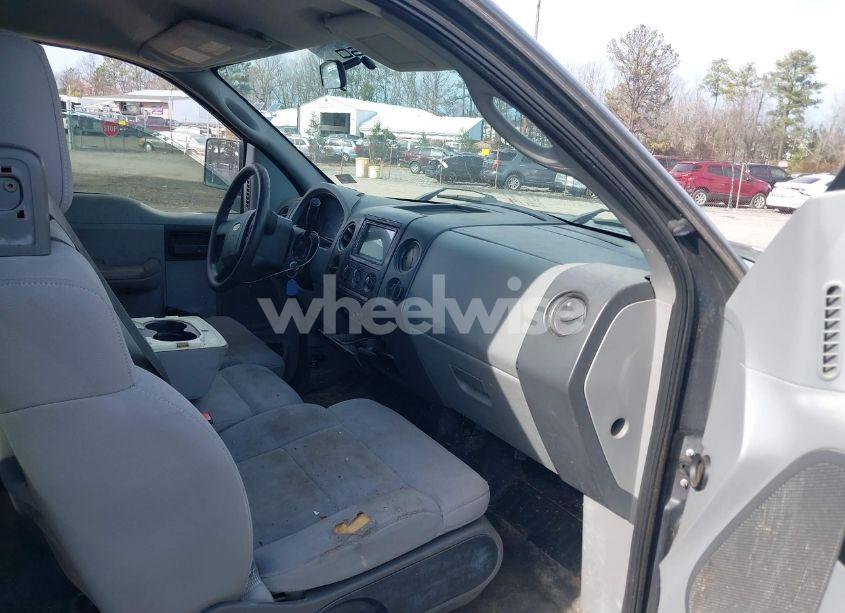 Photo 5 of 2005 Ford F-150 STX/XL/XLT (VIN 1FTRX12WX5NA70691)