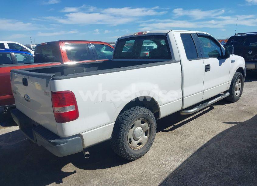 Photo 4 of 2006 Ford F-150 STX/XL/XLT (VIN 1FTRX12WX6KB89943)