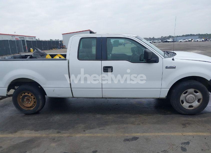 Photo 13 of 2006 Ford F-150 STX/XL/XLT (VIN 1FTRX12WX6NA40303)