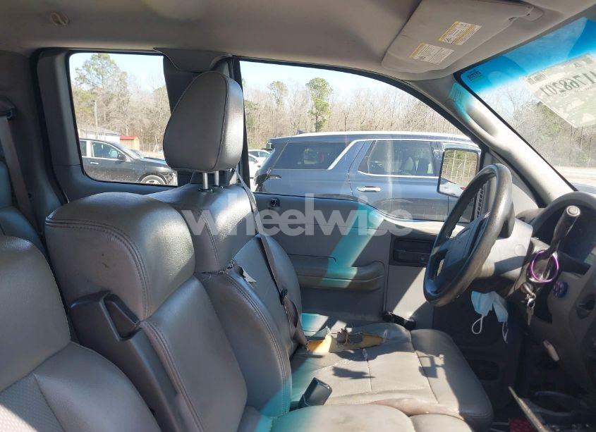 Photo 5 of 2006 Ford F-150 STX/XL/XLT (VIN 1FTRX12WX6NA44920)