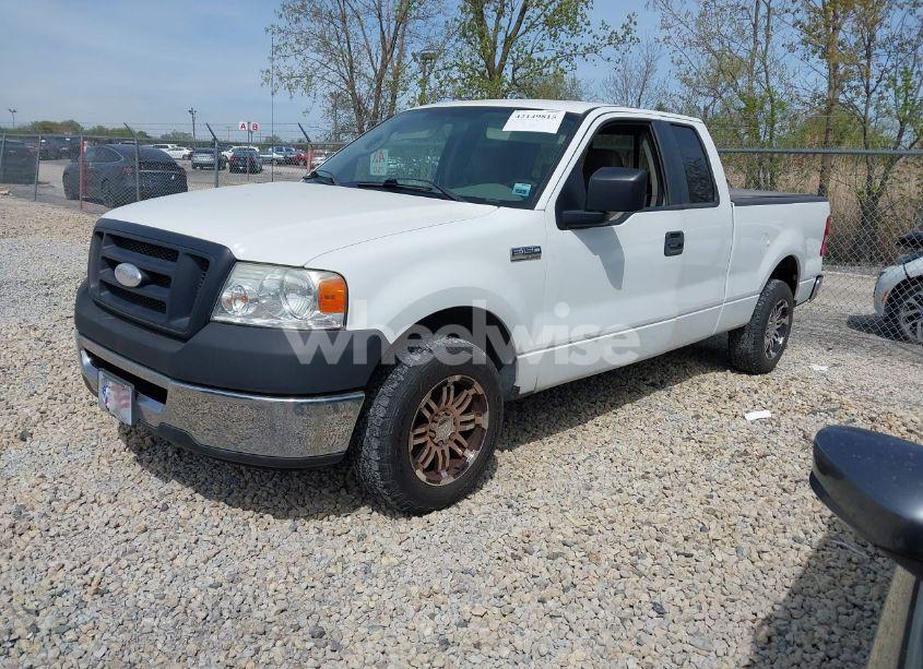 Photo 2 of 2007 Ford F-150 STX/XL/XLT (VIN 1FTRX12WX7FB13049)