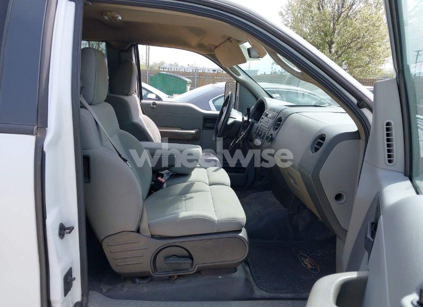 Photo 5 of 2007 Ford F-150 STX/XL/XLT (VIN 1FTRX12WX7FB13049)