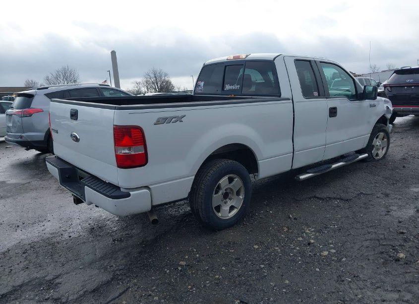 Photo 4 of 2007 Ford F-150 STX/XL/XLT (VIN 1FTRX12WX7FB82680)