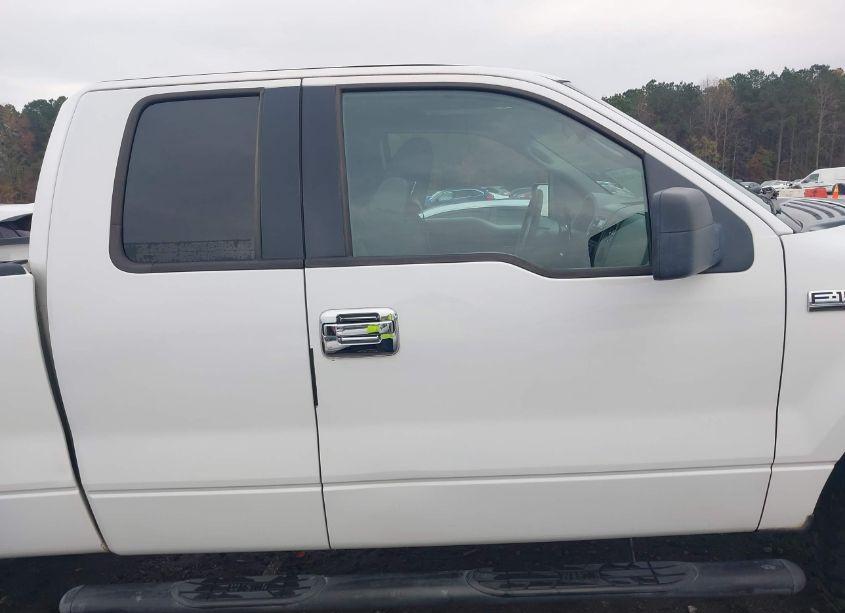 Photo 13 of 2005 Ford F-150 STX/XL/XLT (VIN 1FTRX14W05NB30653)