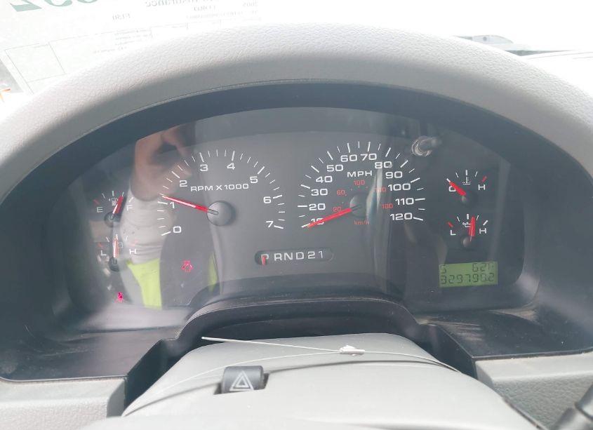 Photo 7 of 2005 Ford F-150 STX/XL/XLT (VIN 1FTRX14W05NB30653)