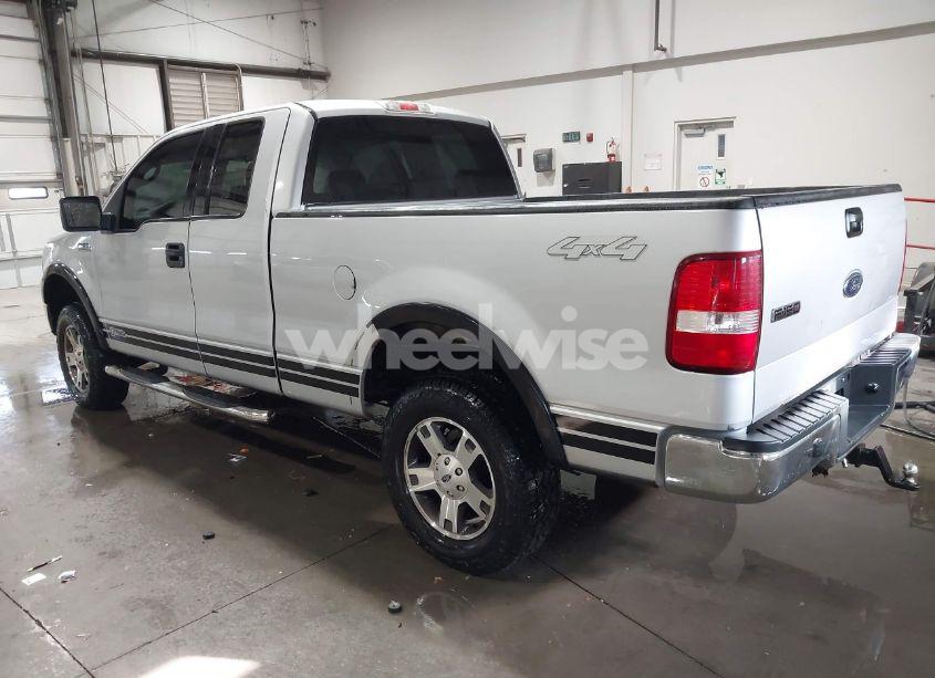 Photo 3 of 2004 Ford F-150 STX/XL/XLT (VIN 1FTRX14W14NB97843)