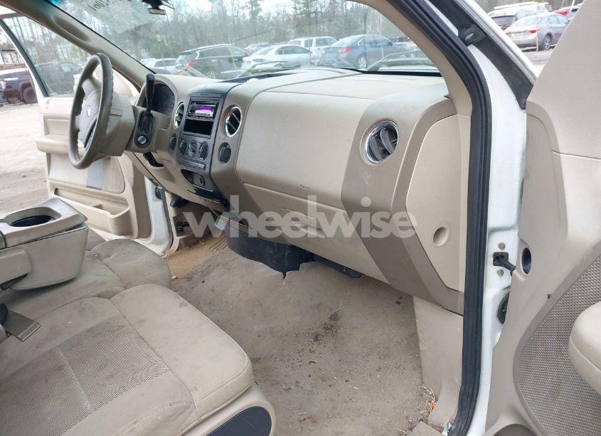 Photo 5 of 2006 Ford F-150 STX/XL/XLT (VIN 1FTRX14W16NA34273)