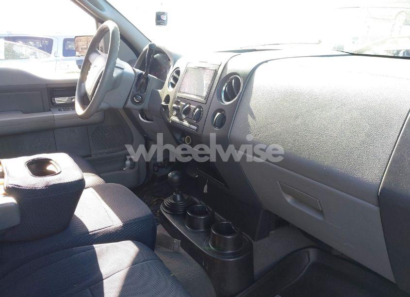 Photo 5 of 2006 Ford F-150 STX/XL/XLT (VIN 1FTRX14W16NB05097)