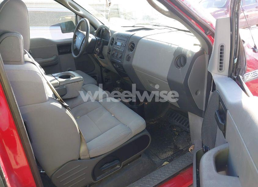 Photo 5 of 2004 Ford F-150 STX/XL/XLT (VIN 1FTRX14W24NA37678)