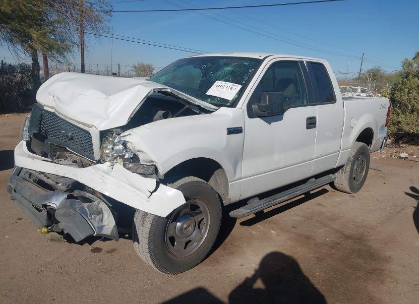 Photo 2 of 2005 Ford F-150 STX/XL/XLT (VIN 1FTRX14W25KB59458)