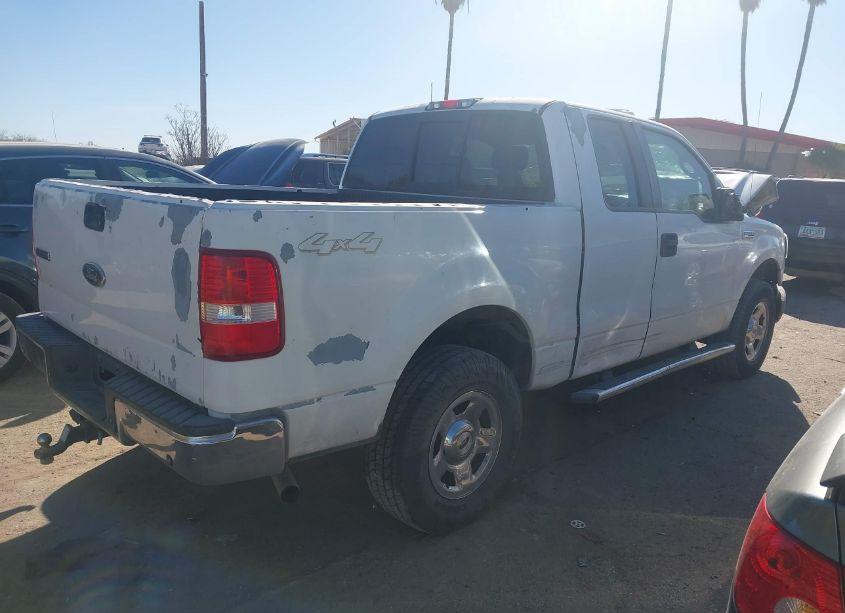 Photo 4 of 2005 Ford F-150 STX/XL/XLT (VIN 1FTRX14W25KB59458)