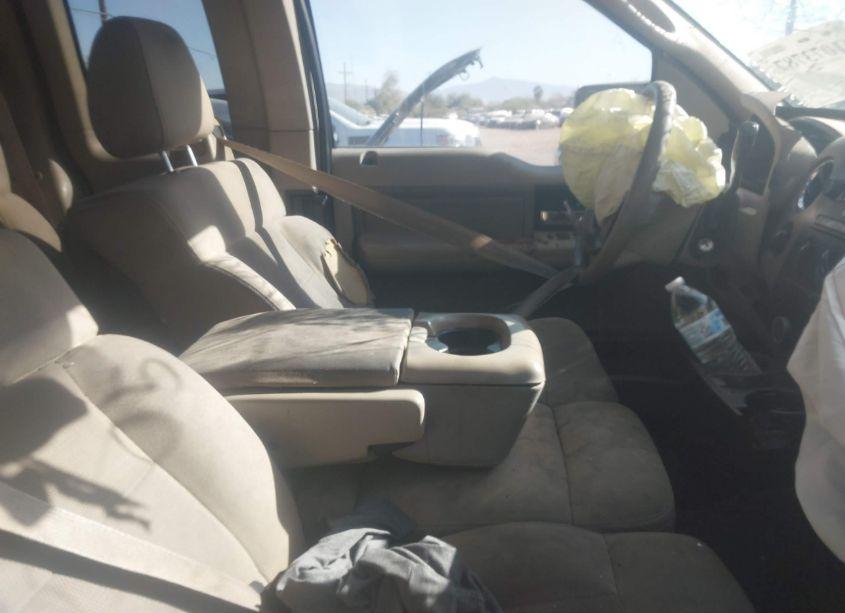 Photo 5 of 2005 Ford F-150 STX/XL/XLT (VIN 1FTRX14W25KB59458)