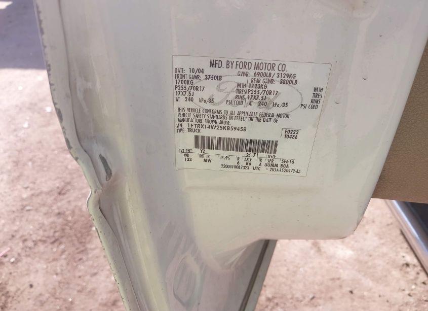 Photo 9 of 2005 Ford F-150 STX/XL/XLT (VIN 1FTRX14W25KB59458)