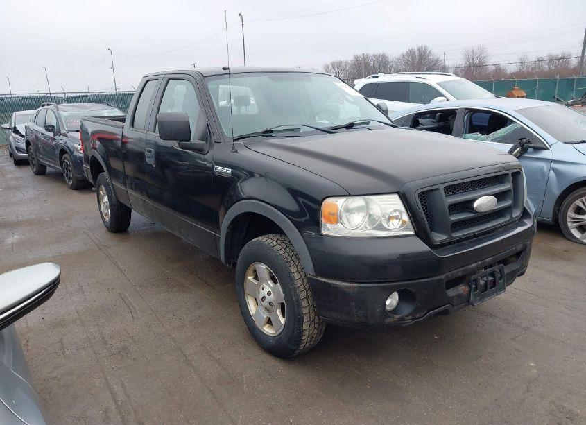 2006 Ford F-150 STX/XL/XLT (VIN 1FTRX14W26NB70735) main photo