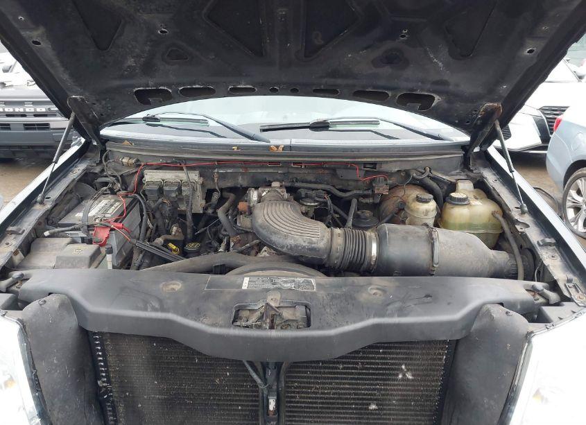 Photo 10 of 2006 Ford F-150 STX/XL/XLT (VIN 1FTRX14W26NB70735)