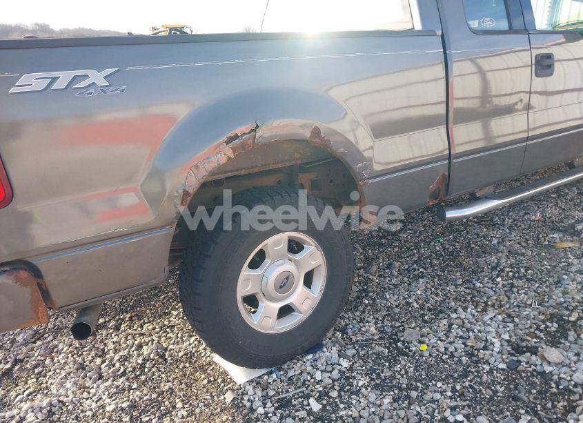 Photo 12 of 2004 Ford F-150 STX/XL/XLT (VIN 1FTRX14W34NA75047)
