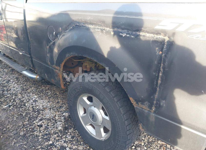 Photo 13 of 2004 Ford F-150 STX/XL/XLT (VIN 1FTRX14W34NA75047)