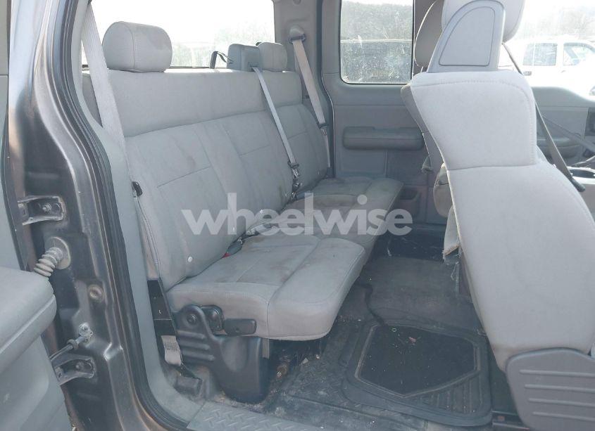 Photo 8 of 2004 Ford F-150 STX/XL/XLT (VIN 1FTRX14W34NA75047)