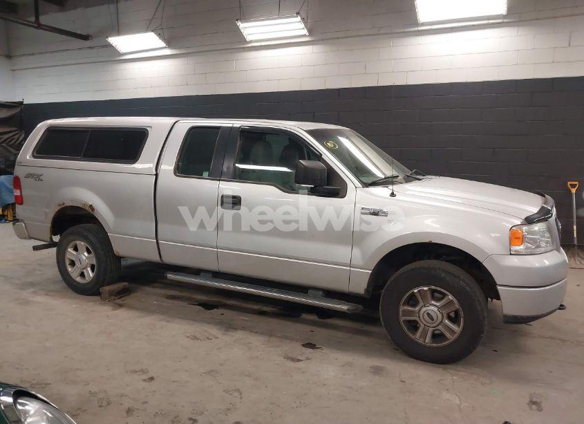 Photo 13 of 2005 Ford F-150 STX/XL/XLT (VIN 1FTRX14W35FB46890)