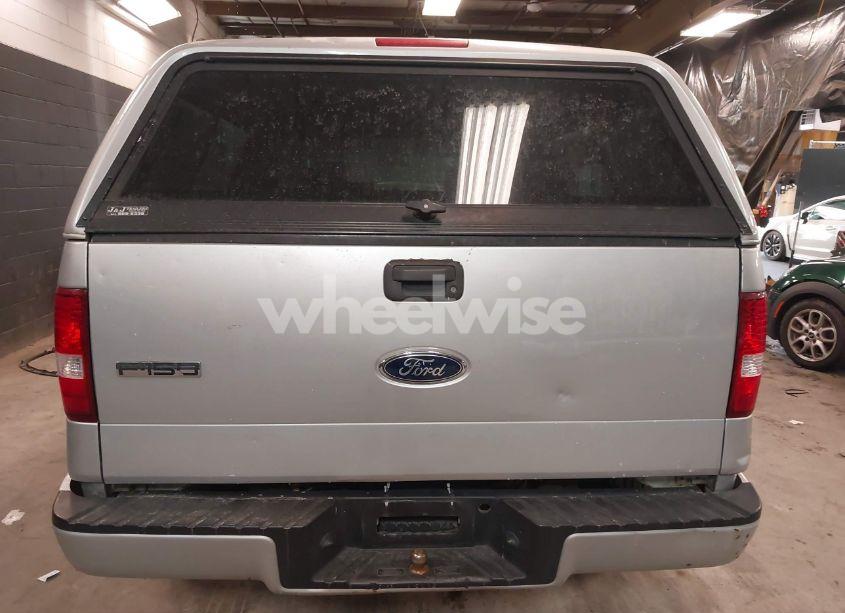 Photo 16 of 2005 Ford F-150 STX/XL/XLT (VIN 1FTRX14W35FB46890)
