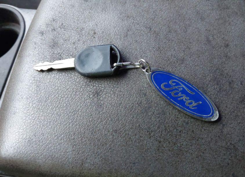 Photo 11 of 2005 Ford F-150 STX/XL/XLT (VIN 1FTRX14W35NB05262)