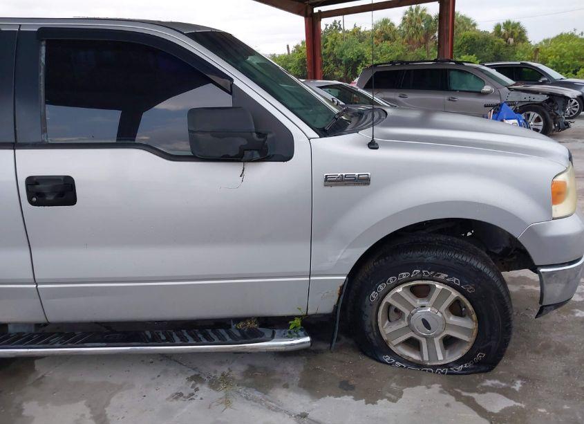 Photo 15 of 2005 Ford F-150 STX/XL/XLT (VIN 1FTRX14W35NB05262)