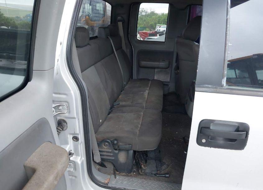 Photo 8 of 2005 Ford F-150 STX/XL/XLT (VIN 1FTRX14W35NB05262)