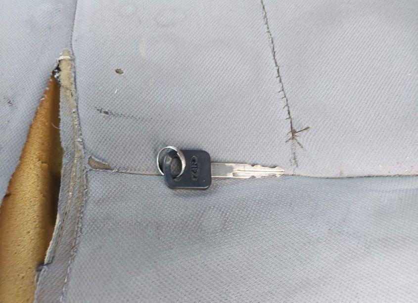 Photo 11 of 2005 Ford F-150 STX/XL/XLT (VIN 1FTRX14W35NB66160)