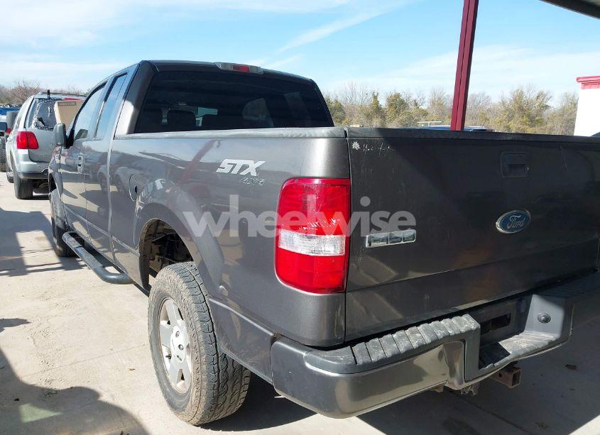 Photo 3 of 2006 Ford F-150 STX/XL/XLT (VIN 1FTRX14W46KC91882)