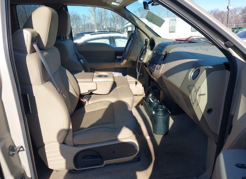 Photo 5 of 2007 Ford F-150 FX4/STX/XL/XLT (VIN 1FTRX14W47NA68466)