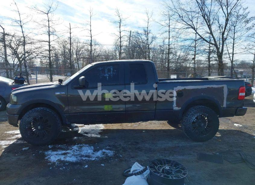 Photo 15 of 2005 Ford F-150 STX/XL/XLT (VIN 1FTRX14W55FA15072)