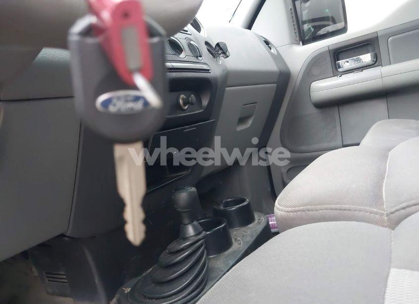 Photo 11 of 2005 Ford F-150 STX/XL/XLT (VIN 1FTRX14W55FB22347)