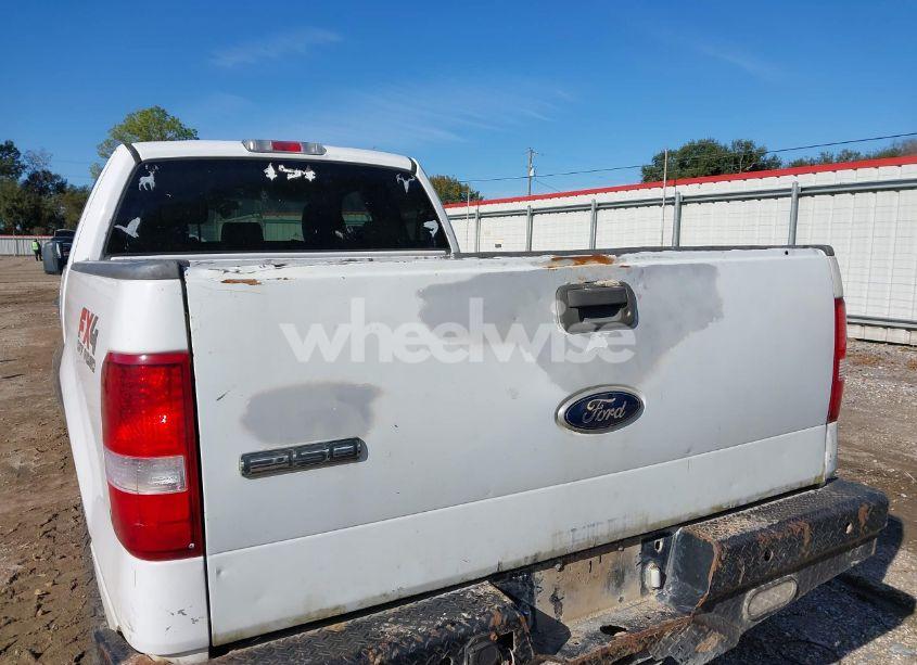 Photo 6 of 2006 Ford F-150 STX/XL/XLT (VIN 1FTRX14W56NB45439)