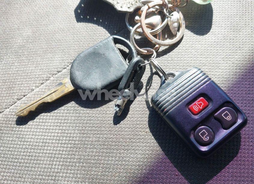 Photo 11 of 2005 Ford F-150 STX/XL/XLT (VIN 1FTRX14W65NA51813)