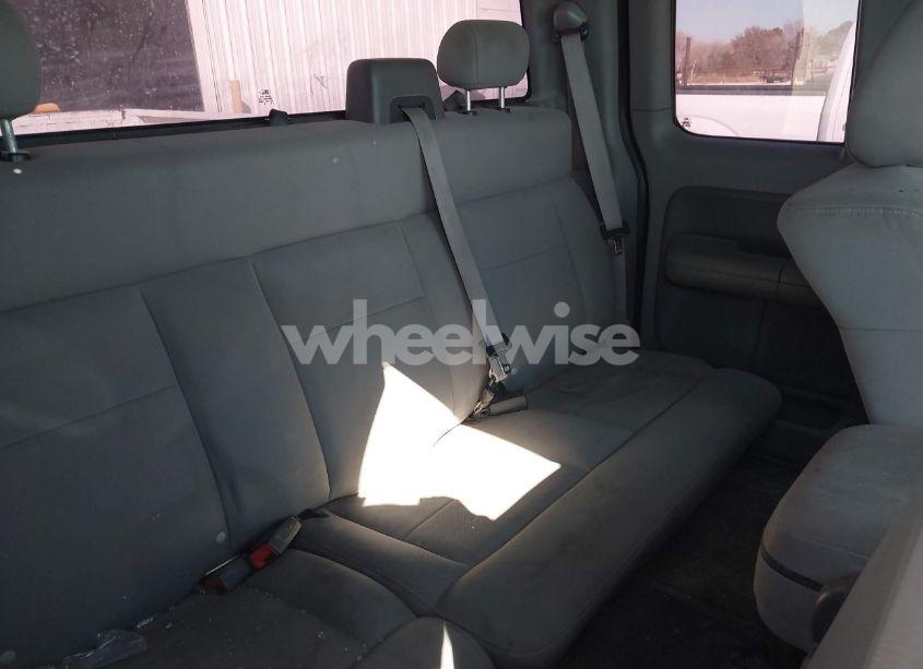 Photo 8 of 2005 Ford F-150 STX/XL/XLT (VIN 1FTRX14W65NA51813)