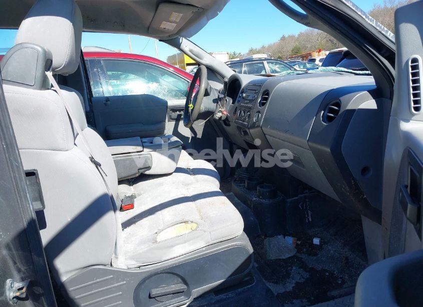 Photo 5 of 2006 Ford F-150 STX/XL/XLT (VIN 1FTRX14W66NB33090)