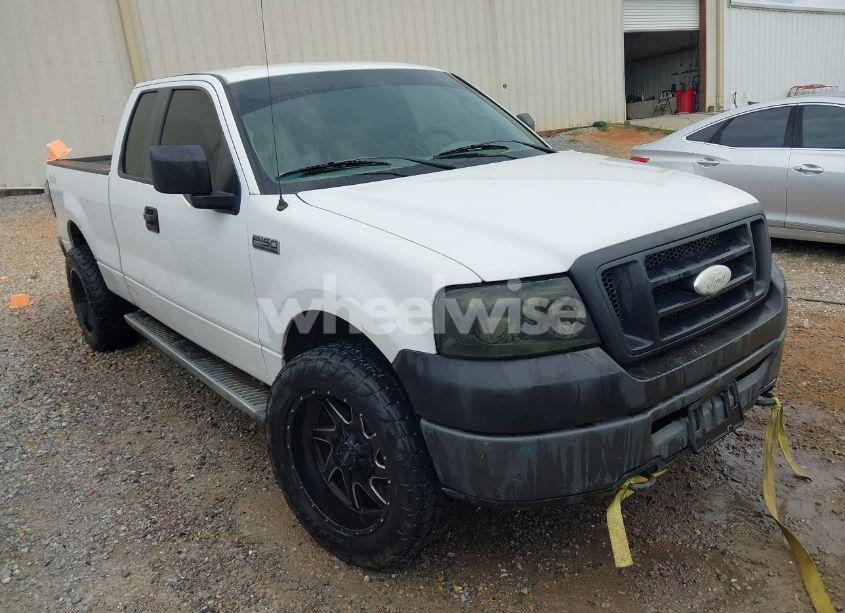 2008 Ford F-150 STX/XL/XLT (VIN 1FTRX14W68FA31009) main photo