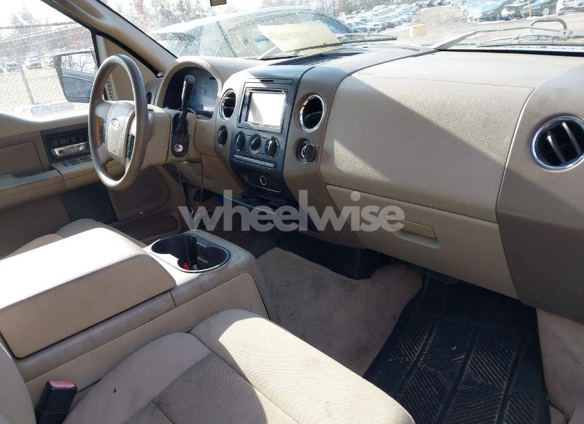 Photo 5 of 2004 Ford F-150 STX/XL/XLT (VIN 1FTRX14W74NB27621)