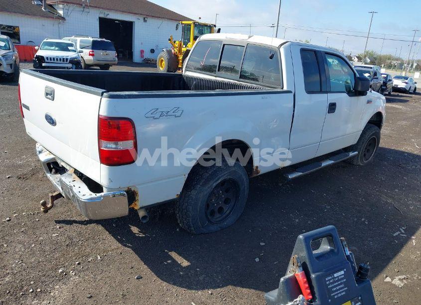 Photo 4 of 2004 Ford F-150 STX/XL/XLT (VIN 1FTRX14W74NC09767)