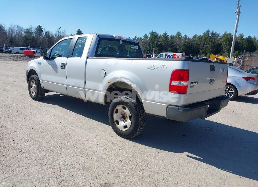 Photo 3 of 2005 Ford F-150 STX/XL/XLT (VIN 1FTRX14W75FB45211)