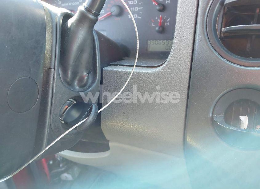 Photo 11 of 2006 Ford F-150 STX/XL/XLT (VIN 1FTRX14W76NA63731)