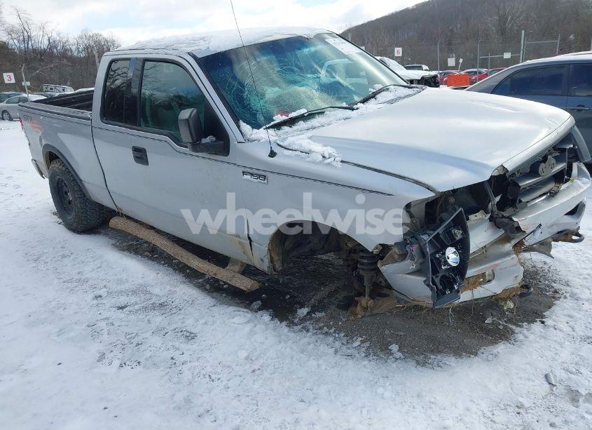 2004 Ford F-150 STX/XL/XLT (VIN 1FTRX14W84NA38690) main photo