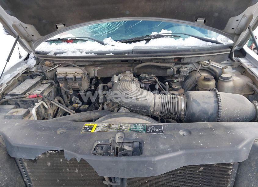 Photo 10 of 2004 Ford F-150 STX/XL/XLT (VIN 1FTRX14W84NA38690)