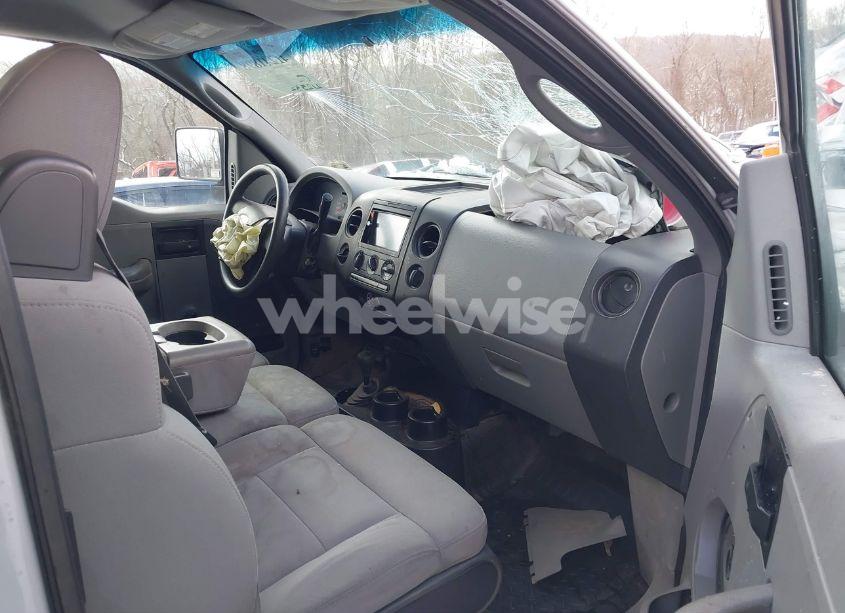 Photo 5 of 2004 Ford F-150 STX/XL/XLT (VIN 1FTRX14W84NA38690)