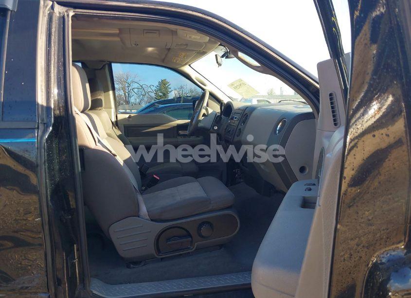 Photo 5 of 2004 Ford F-150 STX/XL/XLT (VIN 1FTRX14W84NB02713)