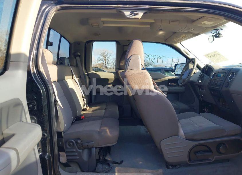 Photo 8 of 2004 Ford F-150 STX/XL/XLT (VIN 1FTRX14W84NB02713)