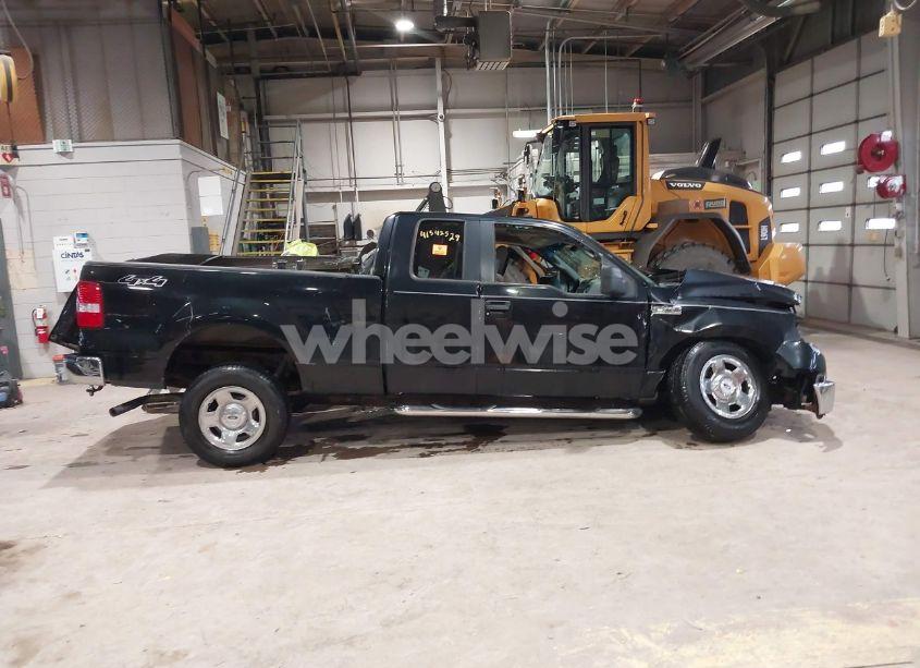 Photo 13 of 2005 Ford F-150 STX/XL/XLT (VIN 1FTRX14W85FA02638)